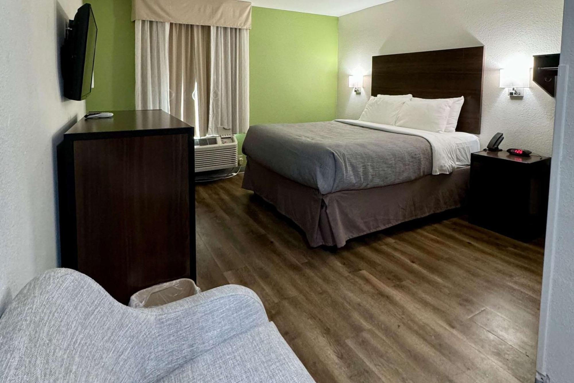 Quality Inn Sulphur Exterior photo